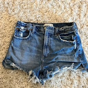 Abercrombie mom short